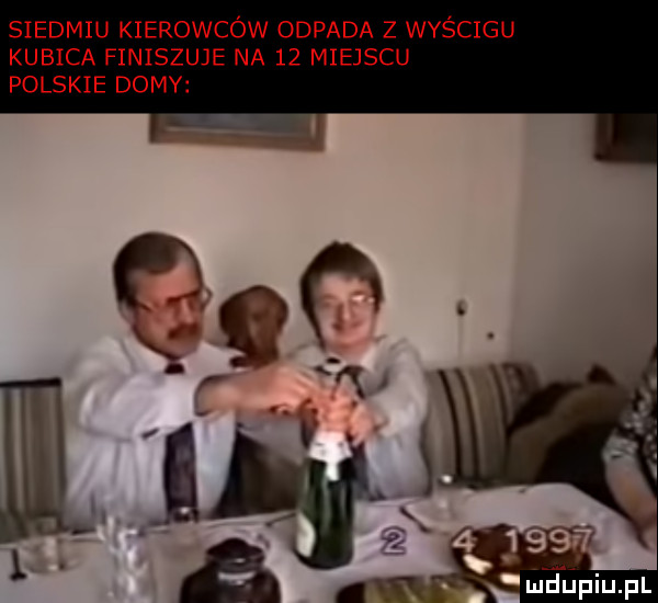 siedmiu kierowców odpada z wyścigu kubica finiszuje na    miejscu polskie domy