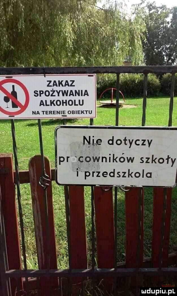 spożywania alkoholu na terenie biektu nie dotyczy ogników szkół i przedszkola