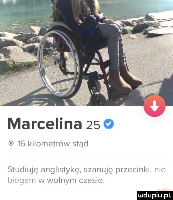 marcelina         khometrów stąd studiuję anglistykę szanuję przecinki nie maqam w wolnym czasie. ludu iu. l