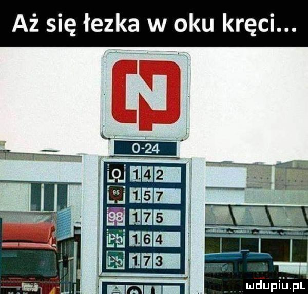 aż się łezka w oku kręci