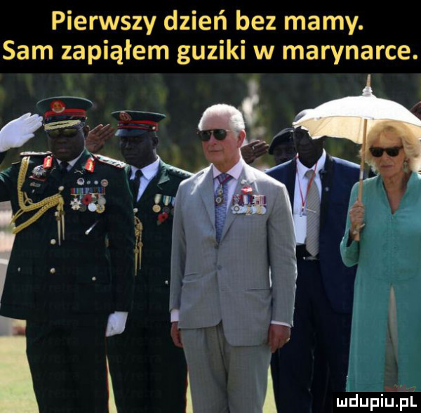 pierwszy dzień bez mamy. sam zapiąłem guziki w marynarce. t a