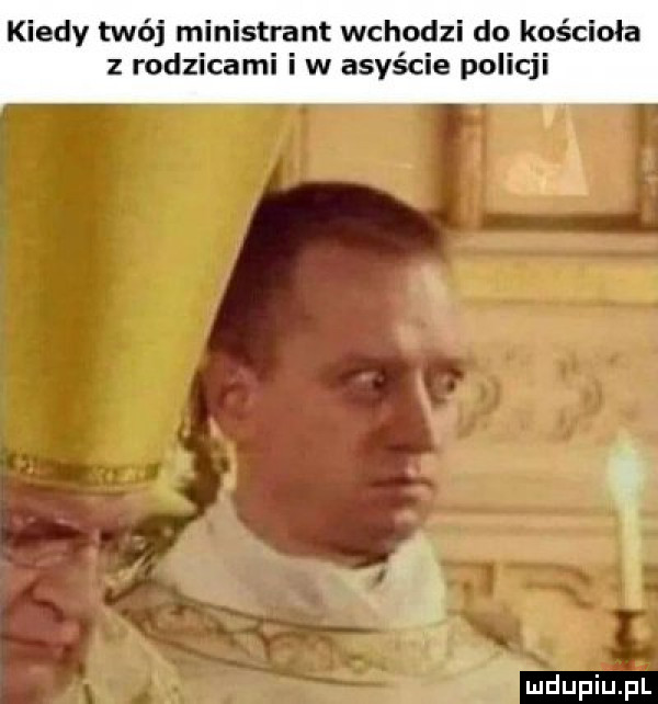 z rodzicami i w asyście policji