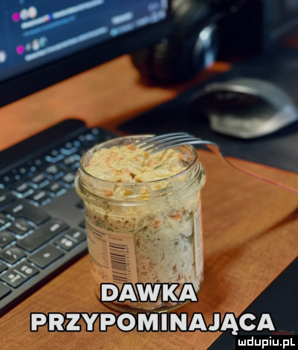 przypominajaca