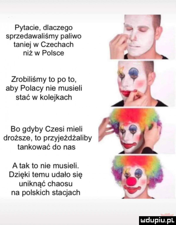 sprzedawaliśmy paliwo taniej w czechach niż w polsce zrobiliśmy to po to. aby polacy nie musieli stać w kolejkach bo gdyby czesi mieli droższe to przyjeżdżaliby tankować do nas atak to nie musieli. dzięki temu udalo się uniknąć chaosu na polskich stacjach ludu iu. l pytacie. dlaczego