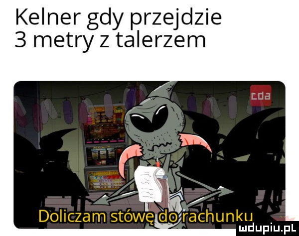 kelner gdy przejdzie   metry z talerzem