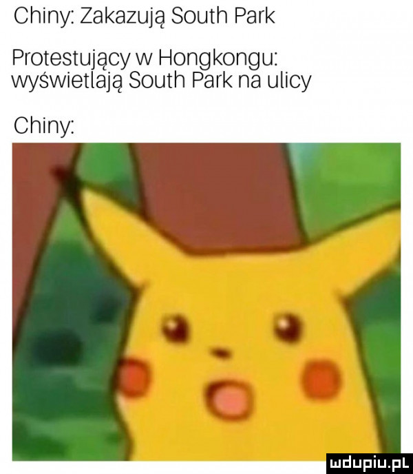 chiny zaka ufą south park protestującyw hongkongu wyświetlają south park na ulicy chiny