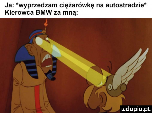 wyprzedzam ciężarówkę na autostradzie kierowca bmw za mną